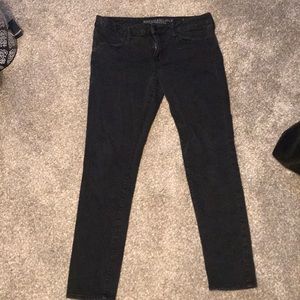 American Eagle Black Super Stretch Jegging
